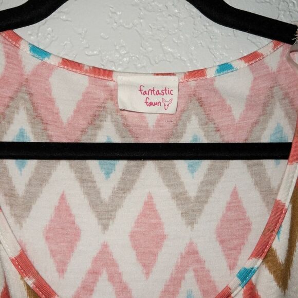 Fantastic Fawn Coral & Turquoise Ikat Diamond Print Top Size Medium - Picture 3 of 5